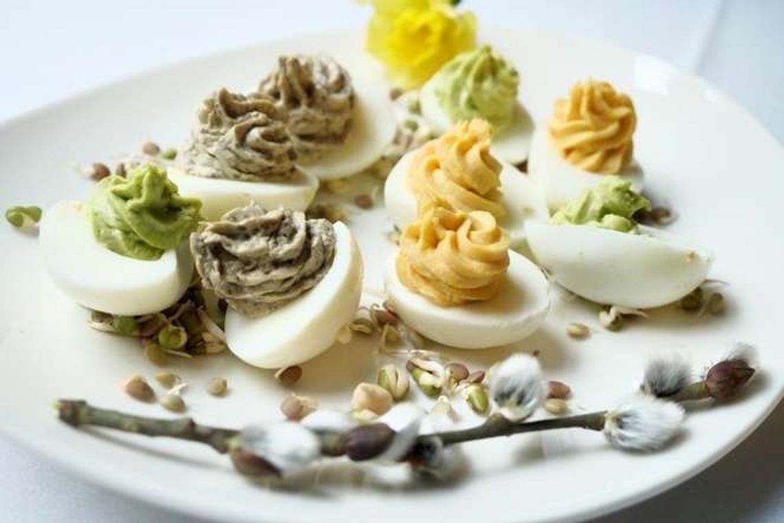 Przepisy na Wielkanoc. Jajka w trzech smakach