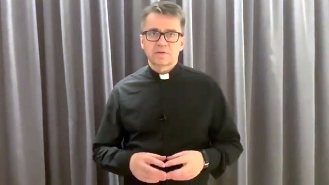 Przerwana msza święta i testy na koronawirusa. Proboszcz parafii w Lublinie się tłumaczy