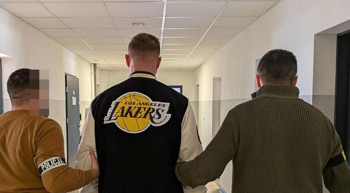 Policyjna interwencja – zatrzymany w asyście funkcjonariuszy