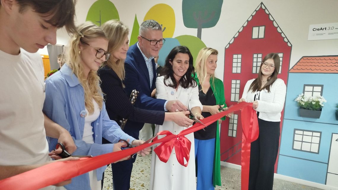 Przestrzeń dostępna dla wszystkich - mural "Przyjazna strefa" zaprasza