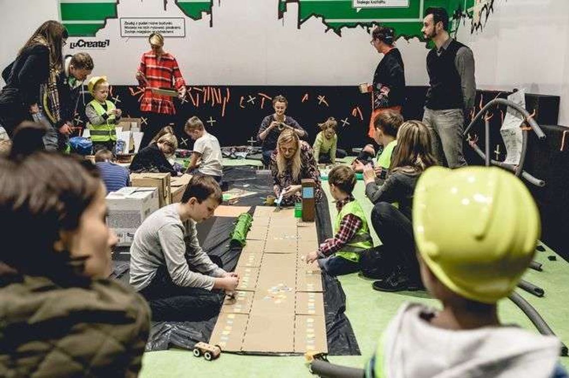 Przestrzenie miasta - warsztaty rodzinne od SKENDE Shopping i LuCreate Przestrzenie miasta - warsztaty rodzinne od SKENDE Shopping i LuCreate