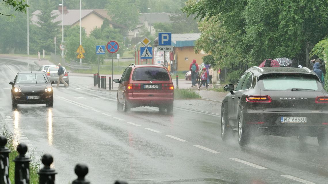 Przetarg na nowe drogi. W planach chodniki, oświetlenie i równa nawierzchnia