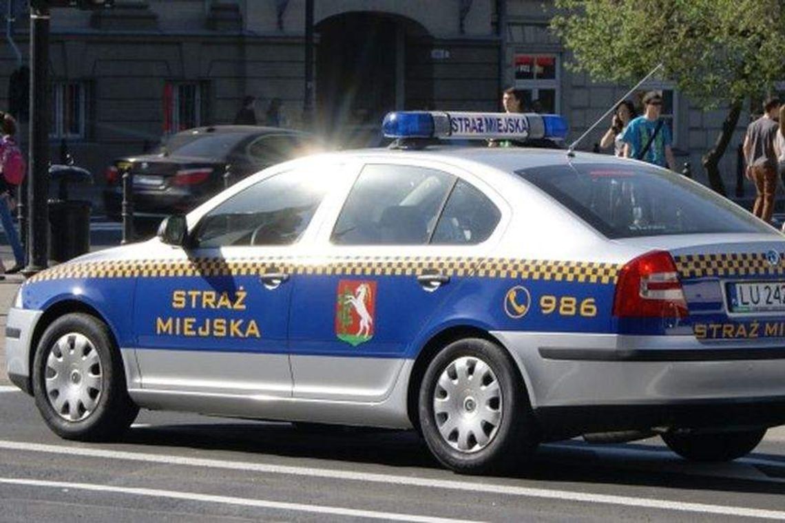 Przetarg na radiowozy ustawił się całkiem nieświadomie Przetarg na radiowozy ustawił się całkiem nieświadomie