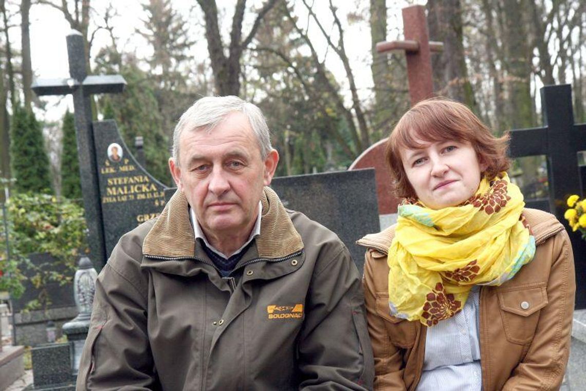 Przewodnicy po cmentarzu przy al. Lipowej