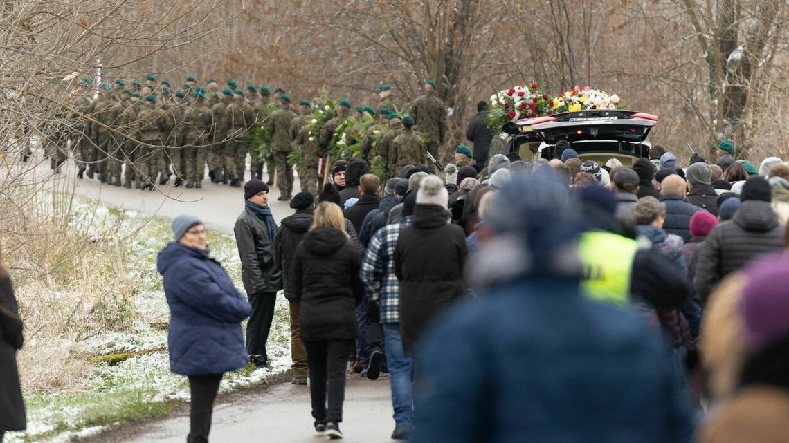 Przewodów. Spoczęli w grobach obok siebie. W niedzielę odbył się pogrzeb drugiej ofiary z suszarni zboża