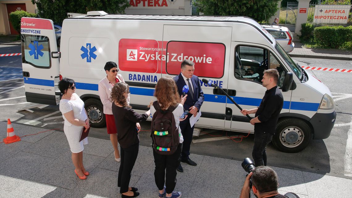 Przez całe wakacje po woj. lubelskim będą jeździć "szczepieniobusy" Przez całe wakacje po woj. lubelskim będą jeździć "szczepieniobusy"