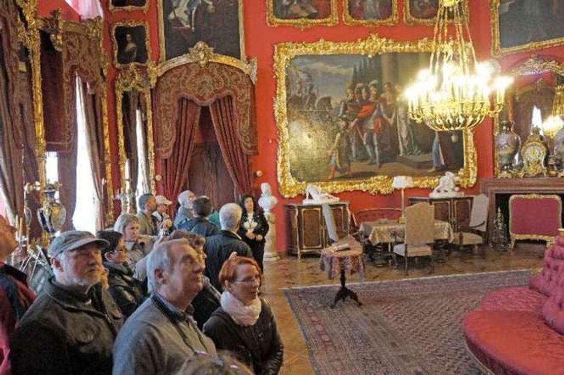 Przez jeden dzień będzie dyrektorem. O to stanowisko walczyło 14 osób Przez jeden dzień będzie dyrektorem. O to stanowisko walczyło 14 osób