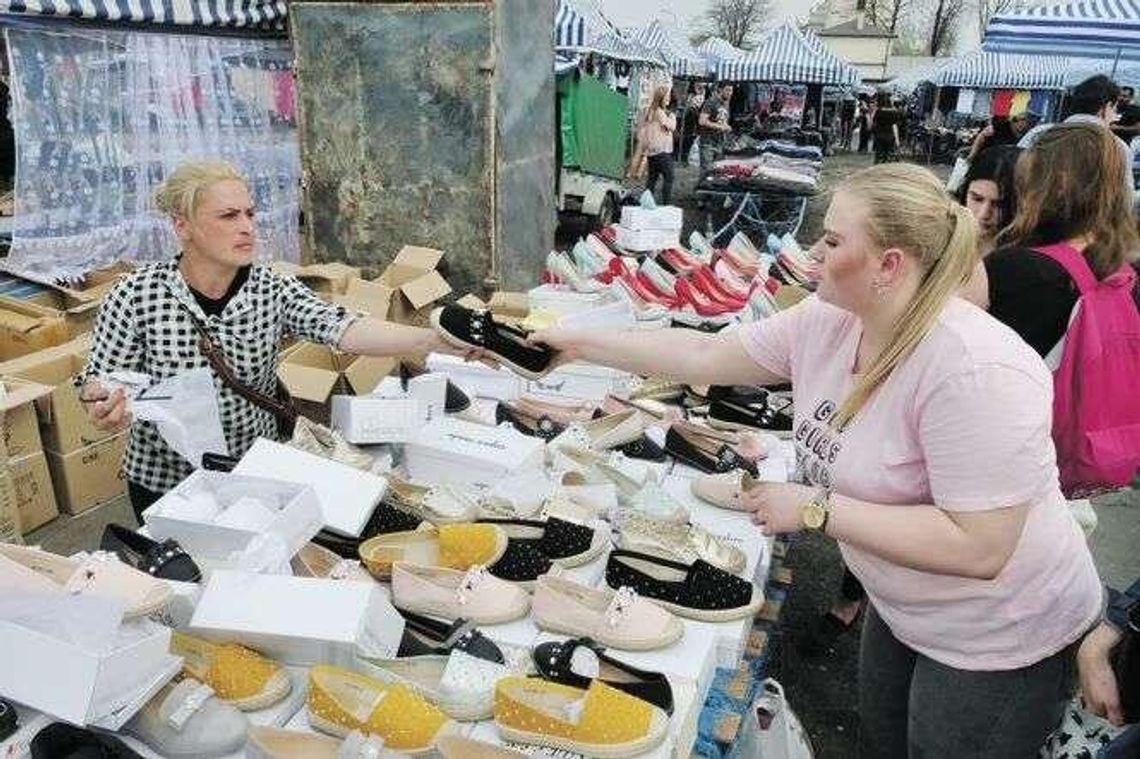 Przy ul. Ruskiej znów normalnie handlują. Jaka przyszłość czeka targowisko?