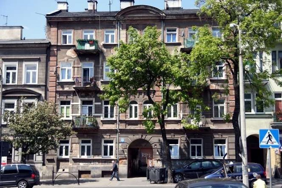 Przybywa dzikich lokatorów w mieszkaniach komunalnych. Urzędnicy: Sąd zwykle umarza takie sprawy Przybywa dzikich lokatorów w mieszkaniach komunalnych. Urzędnicy: Sąd zwykle umarza takie sprawy