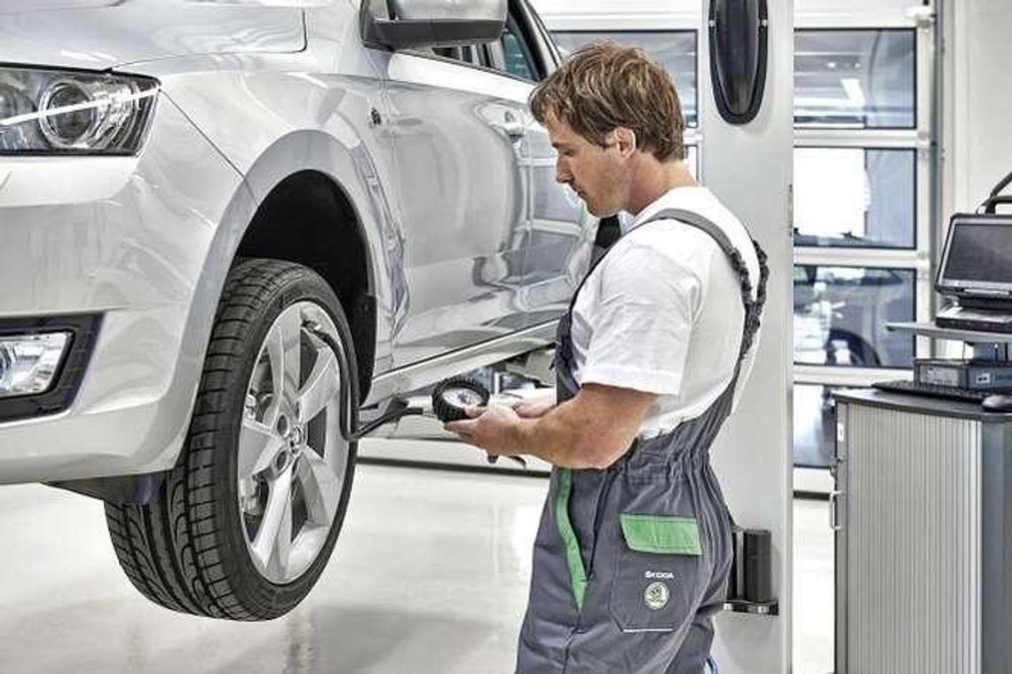 Przygotuj auto na ferie i na lodowiec