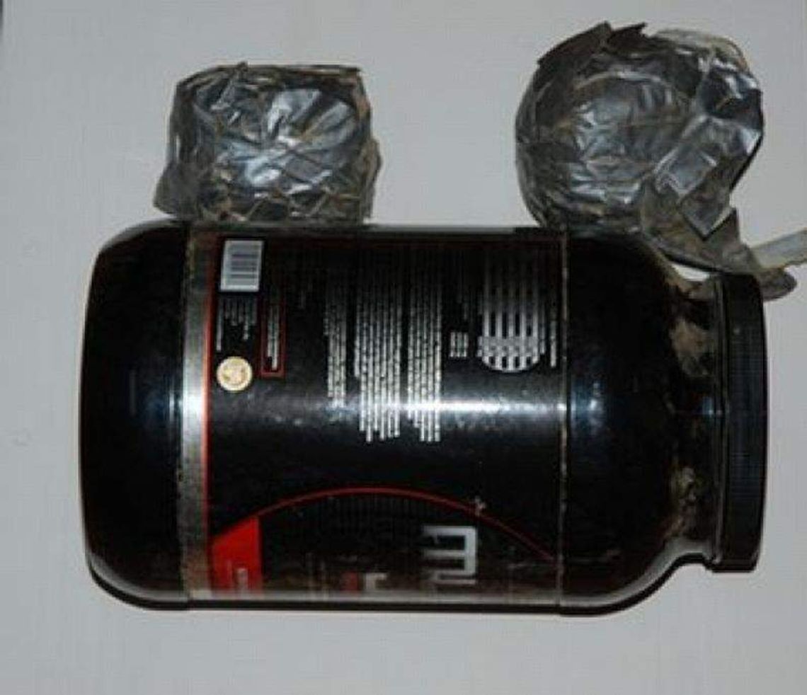 Przyjechali po narkotyki. Wpadli wracając do domu