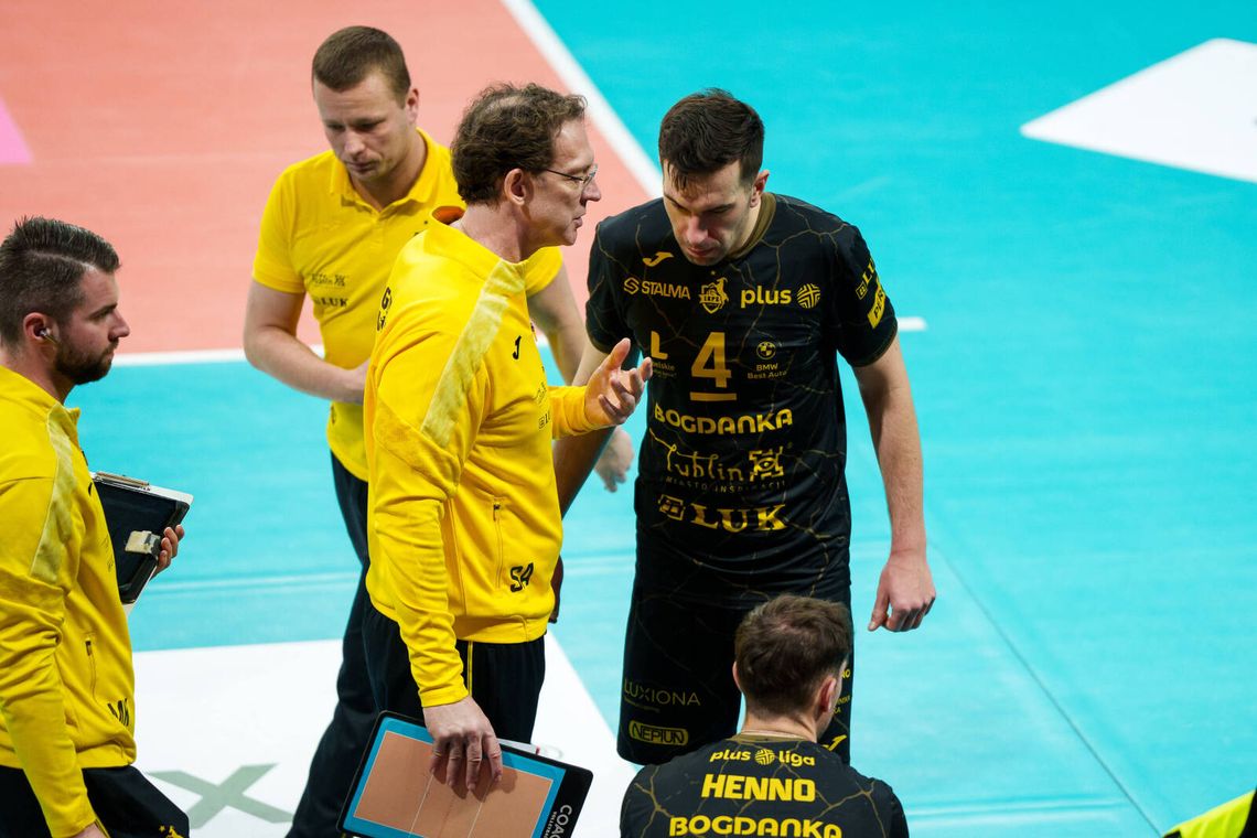 Przykra  niespodzianka w Hali Globus: porażka mistrza Polski