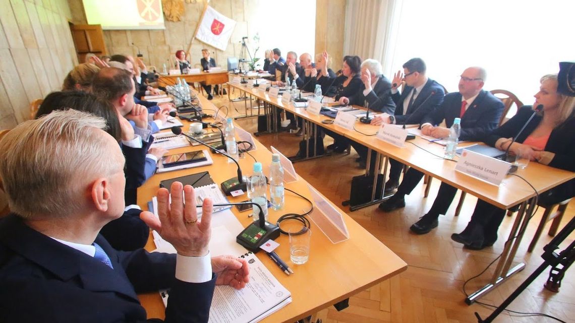 Przyspieszona sesja Rady Miasta Kraśnik. Bez udziału mieszkańców