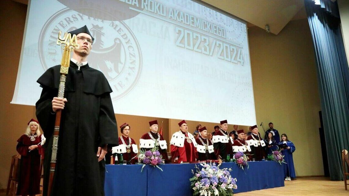 Przyszli medycy oficjalnie zaczęli naukę