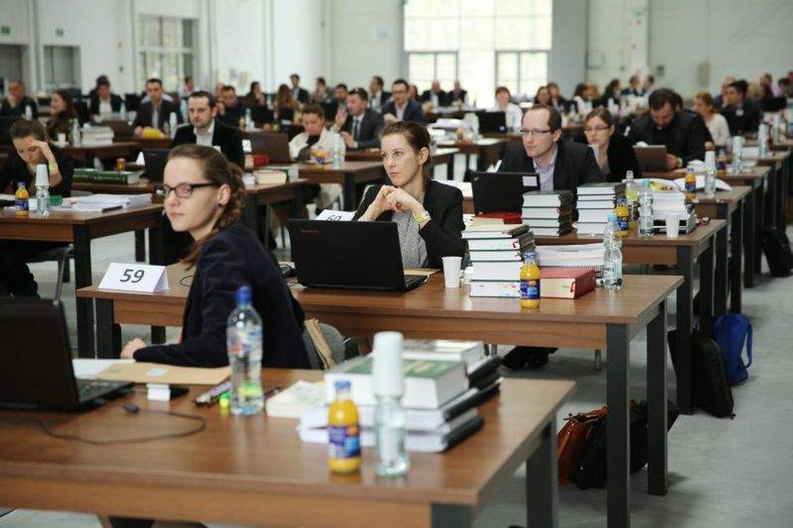 Przyszli radcy zdają egzaminy w Lublinie Przyszli radcy zdają egzaminy w Lublinie