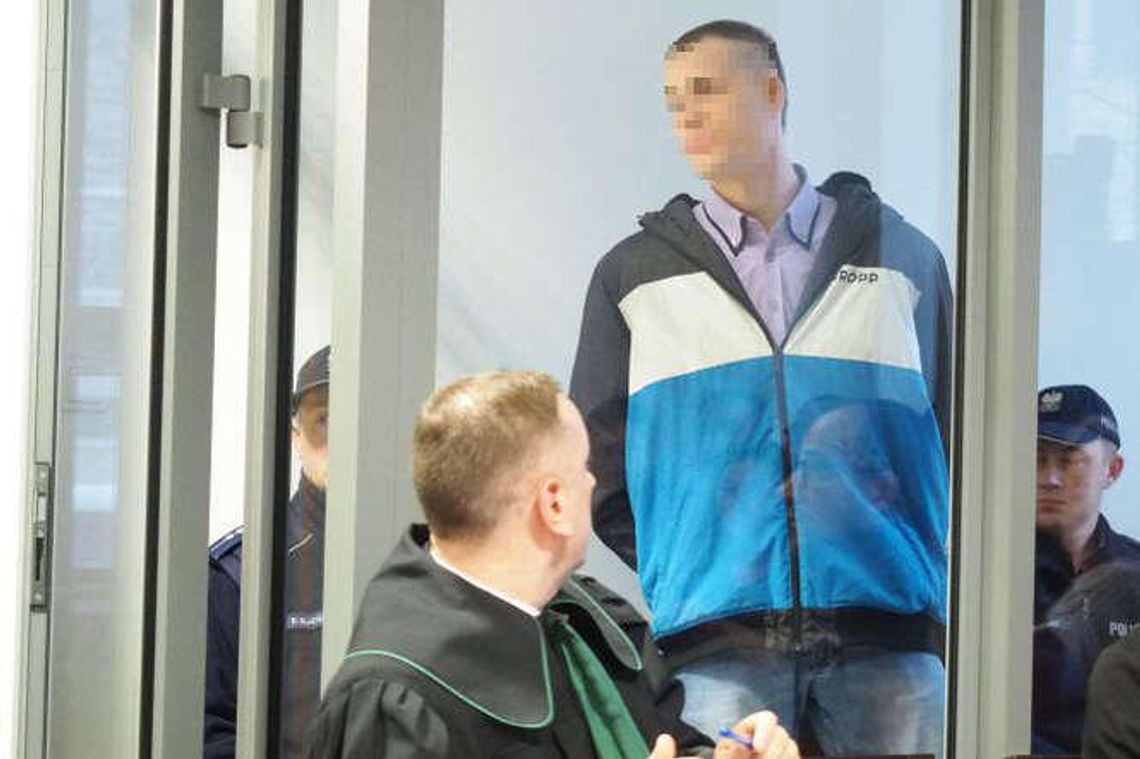 Przywiązał kolegę do traktora i ciągnął. Potem go zakopał. Poszło o dziewczynę