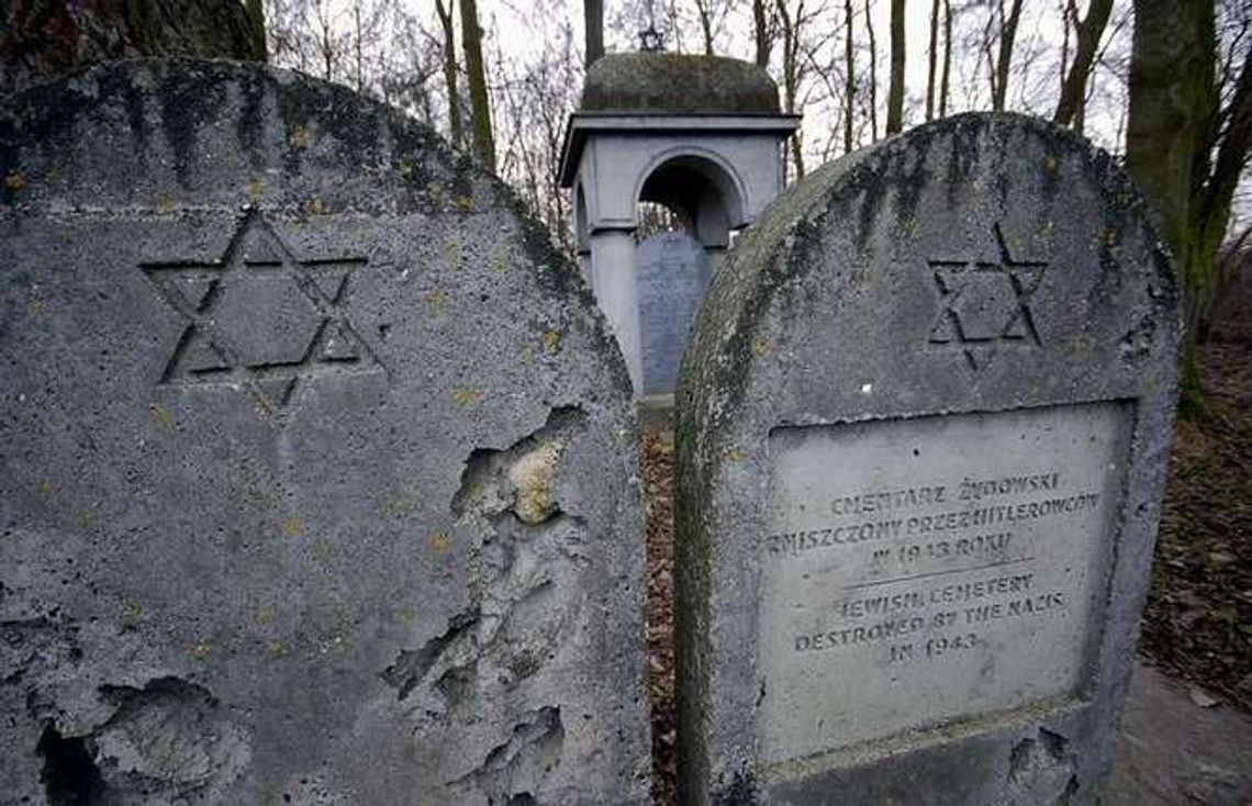 Przywrócą godność cmentarzom żydowskim