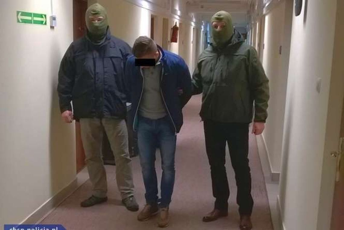 Pseudokibice i pracownicy parabanków posiedzą za wyłudzenia 