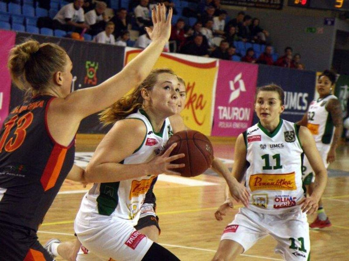 Pszczółka AZS UMCS Lublin - CCC Polkowice 63:59, wicemistrz Polski ograny w hali MOSiR