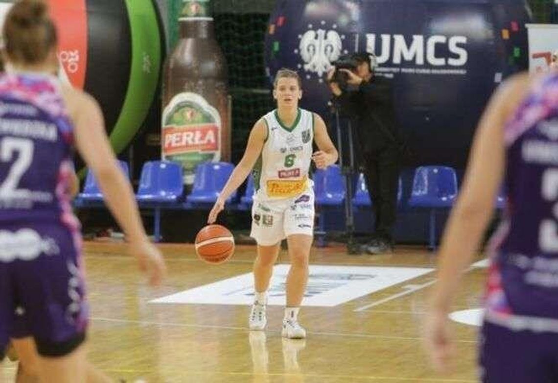 Pszczółka gra z Basketem Gdynia Pszczółka gra z Basketem Gdynia