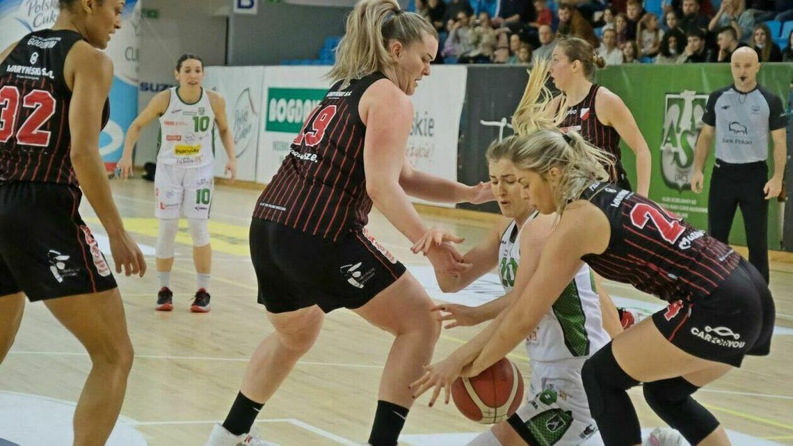 Pszczółka Polski Cukier musiała opuścić swój sportowy dom. Play-offy rozpocznie w hali Globus