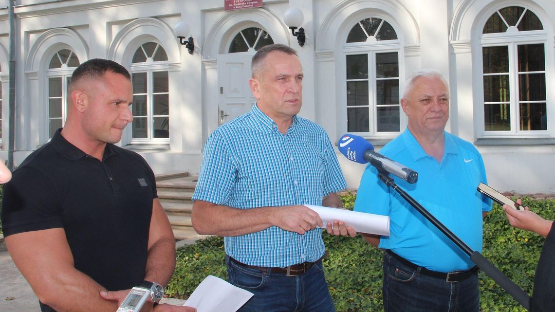 Publiczne toalety i zielone przystanki. Biała Samorządowa zgłasza wnioski do budżetu 