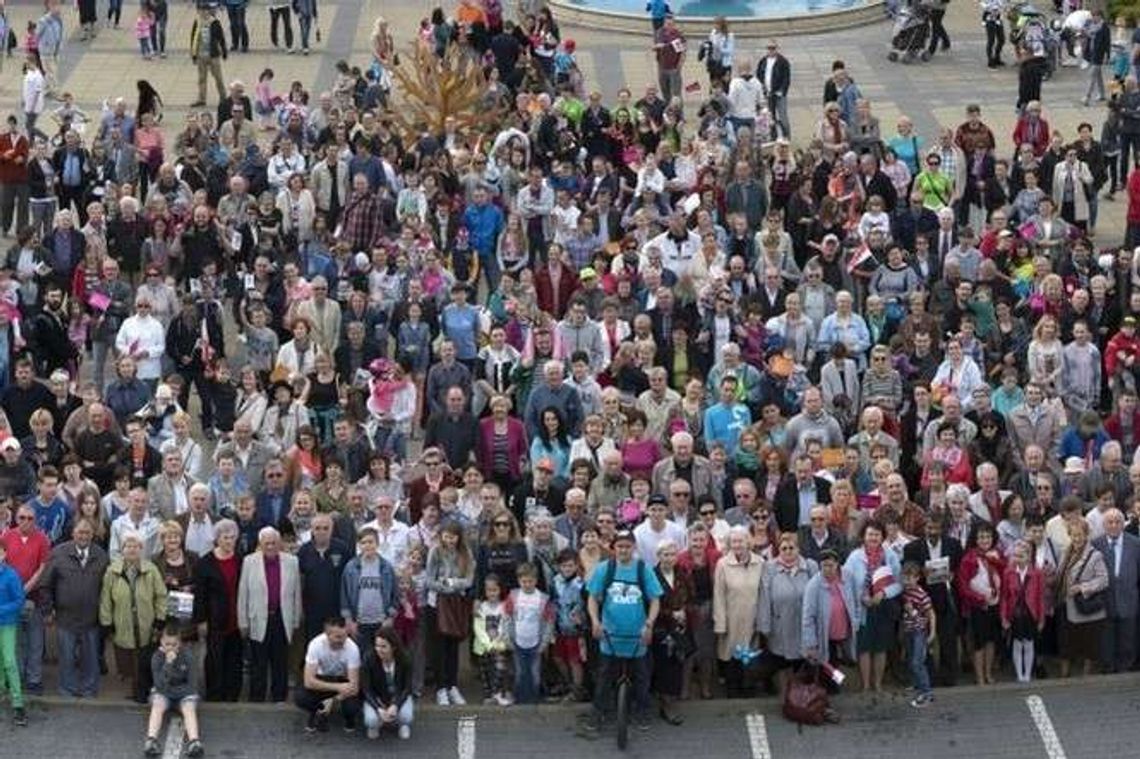 Puławianie na 110-lecie miasta. Dwa ogromne zdjęcia