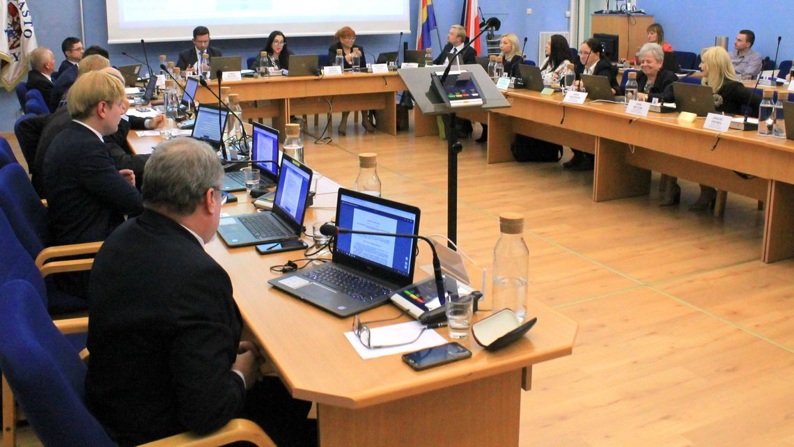 Puławscy radni zmienili zdanie. Zaakceptowali podwyżki podatków zaproponowane przez prezydenta