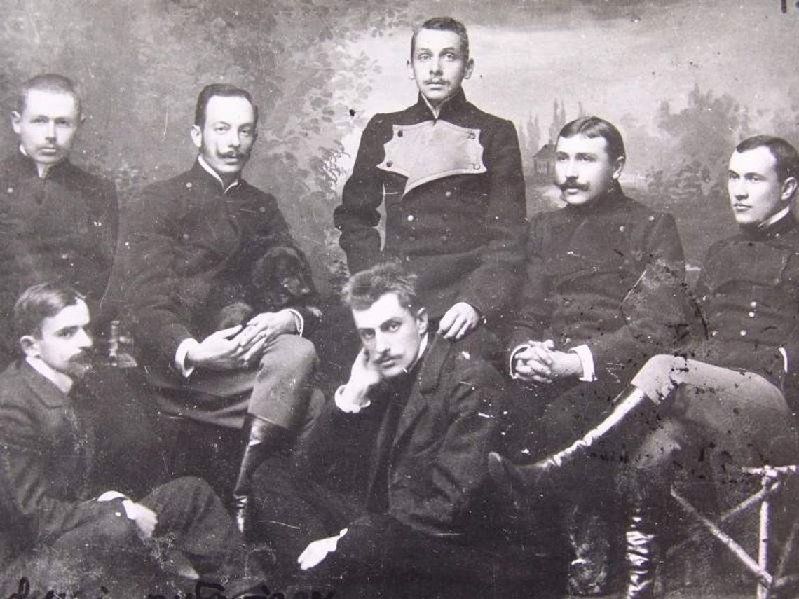 Puławscy studenci. Kto zwariuje, a kto strzeli sobie w łeb