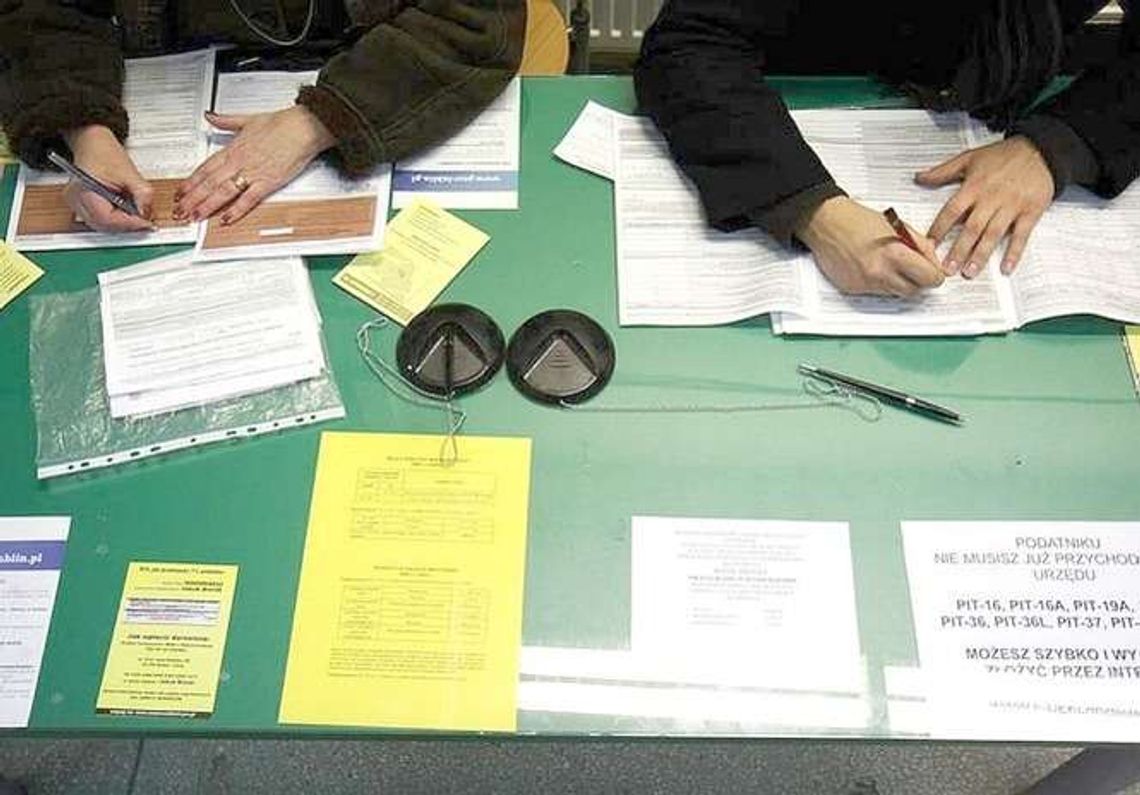 Puławska skarbówka dziś pomaga się rozliczyć