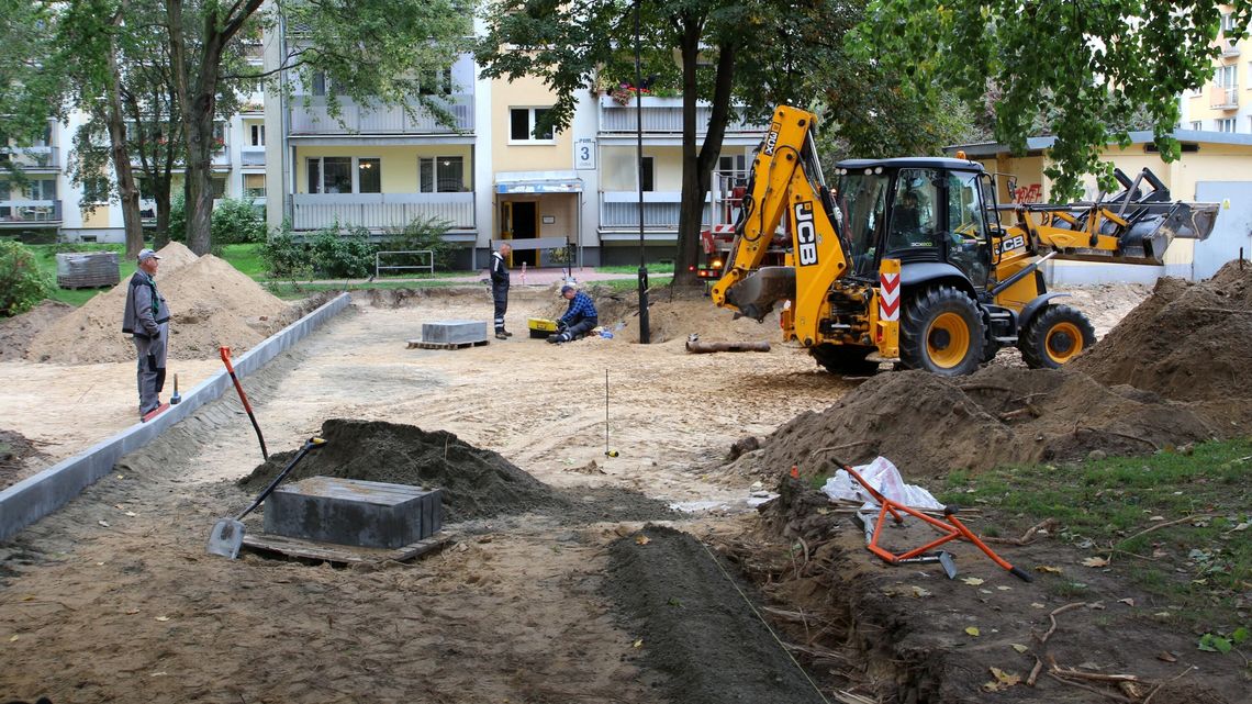 Puławska Spółdzielnia Mieszkaniowa buduje nowe drogi. To strategiczna kwestia bezpieczeństwa