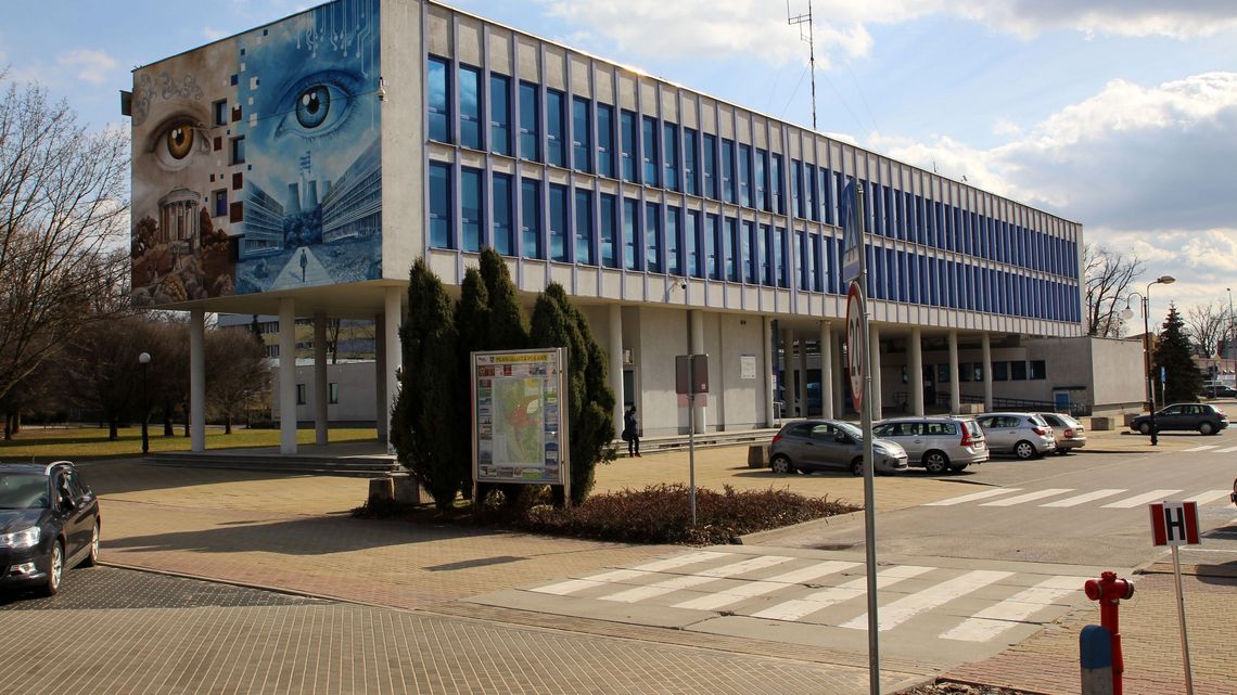 Puławski Ratusz pomaga się spisać