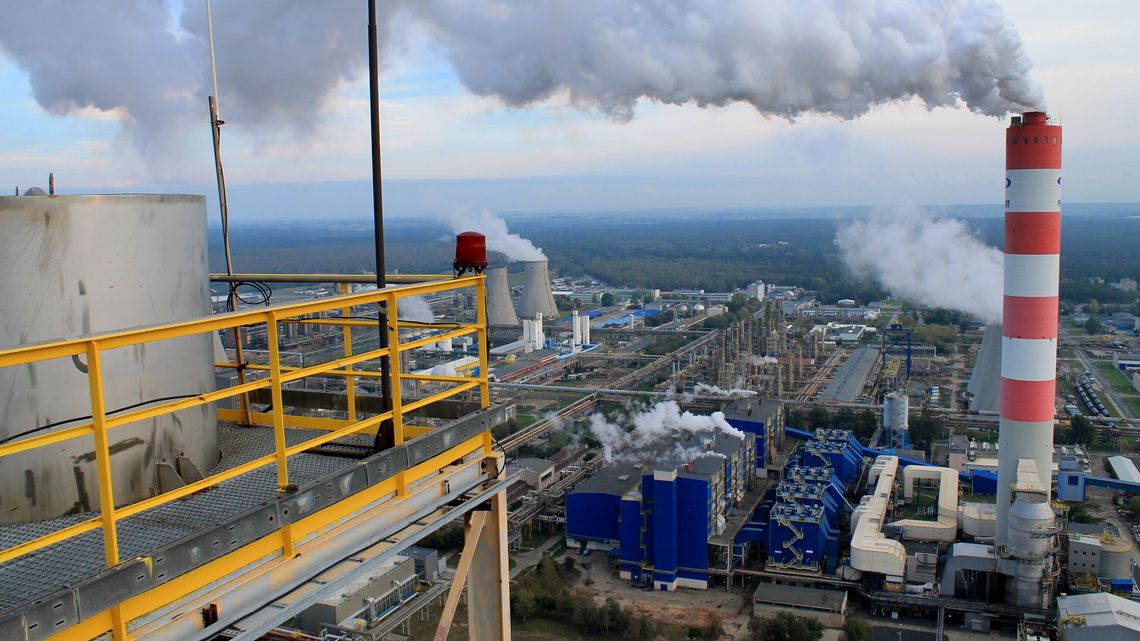 Puławskie Azoty zarobiły ponad 290 milionów. Kombinat podał dane za 2022 rok Puławskie Azoty zarobiły ponad 290 milionów. Kombinat podał dane za 2022 rok