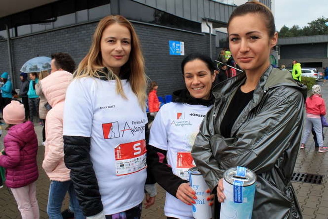 Puławy: Biegli przez całą dobę dla chorej Kamili Puławy: Biegli przez całą dobę dla chorej Kamili