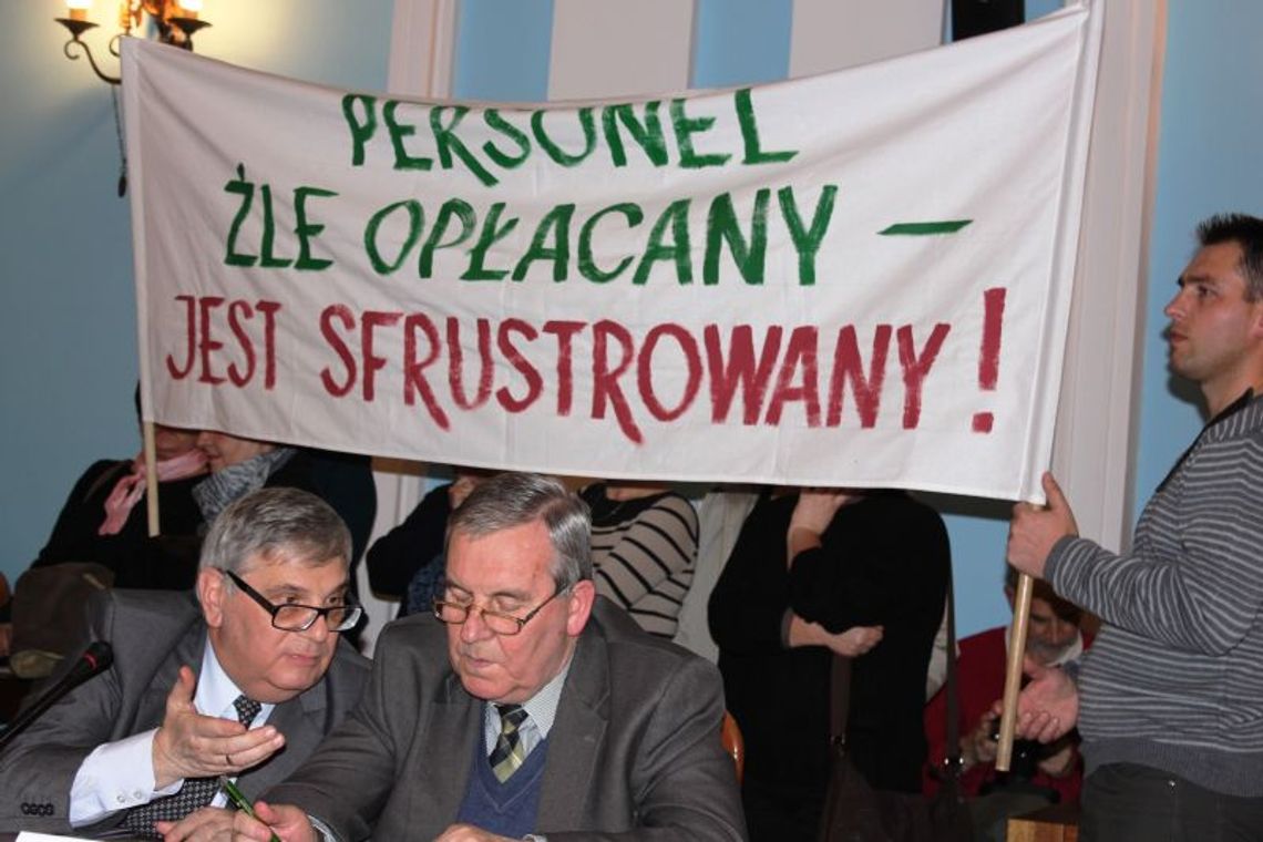 Puławy: Burzliwa sesja. Zabrakło dyskusji o szpitalu
