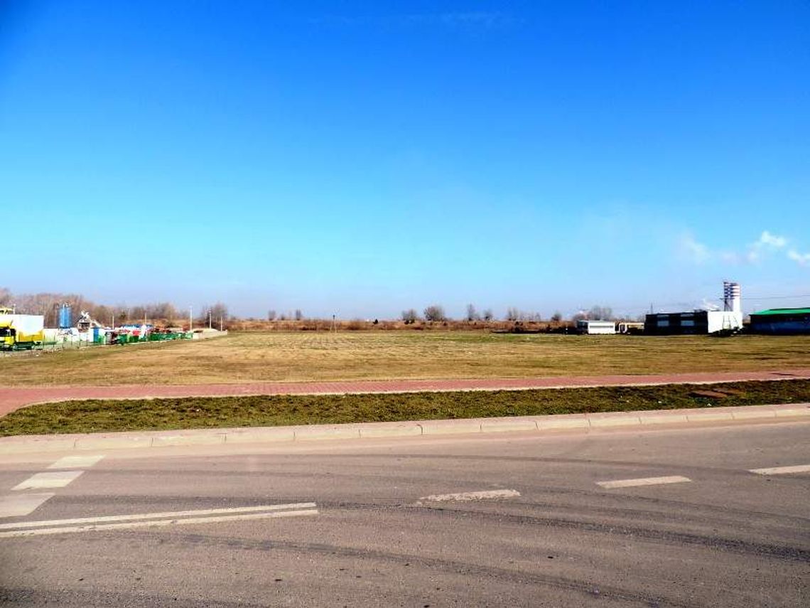 Puławy: Byli zainteresowani, ale działki w strefie nie kupili