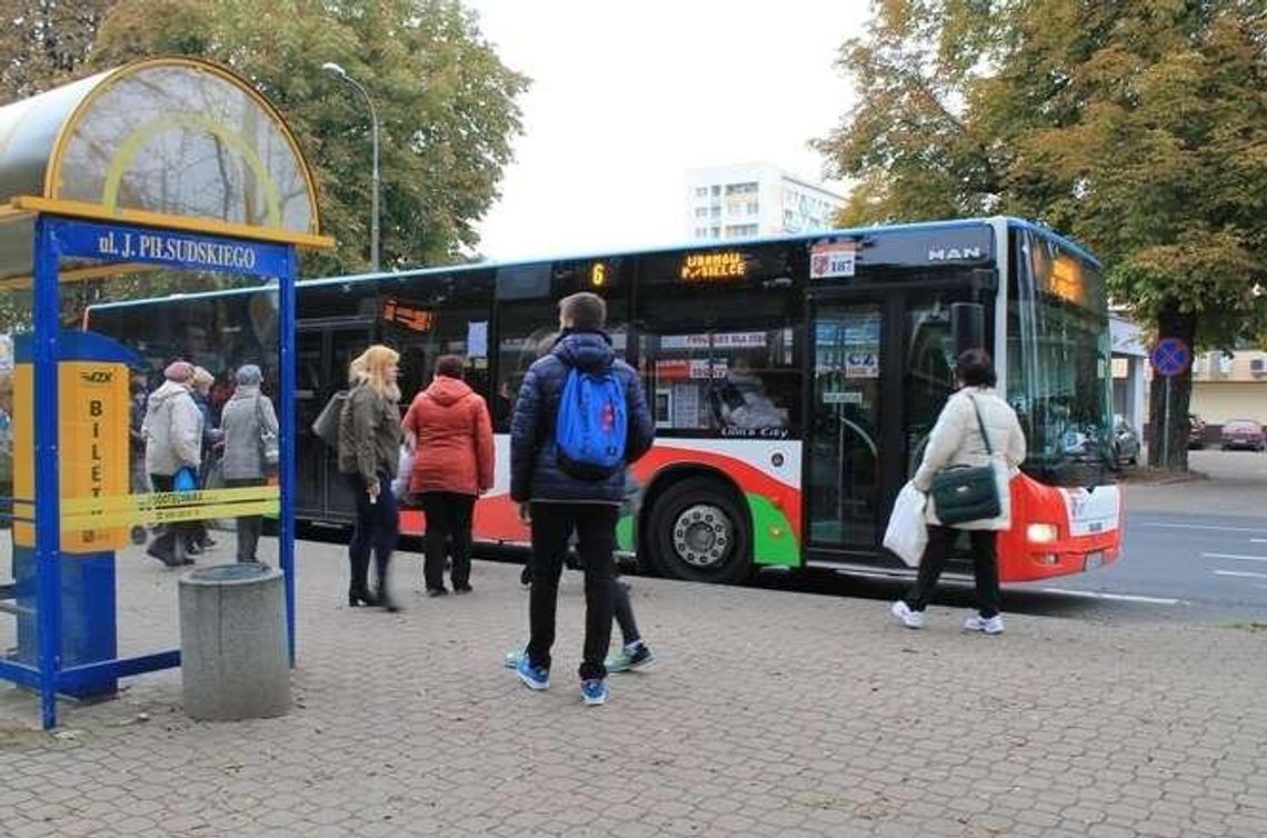 Puławy: Darmowe przejazdy na cmentarze