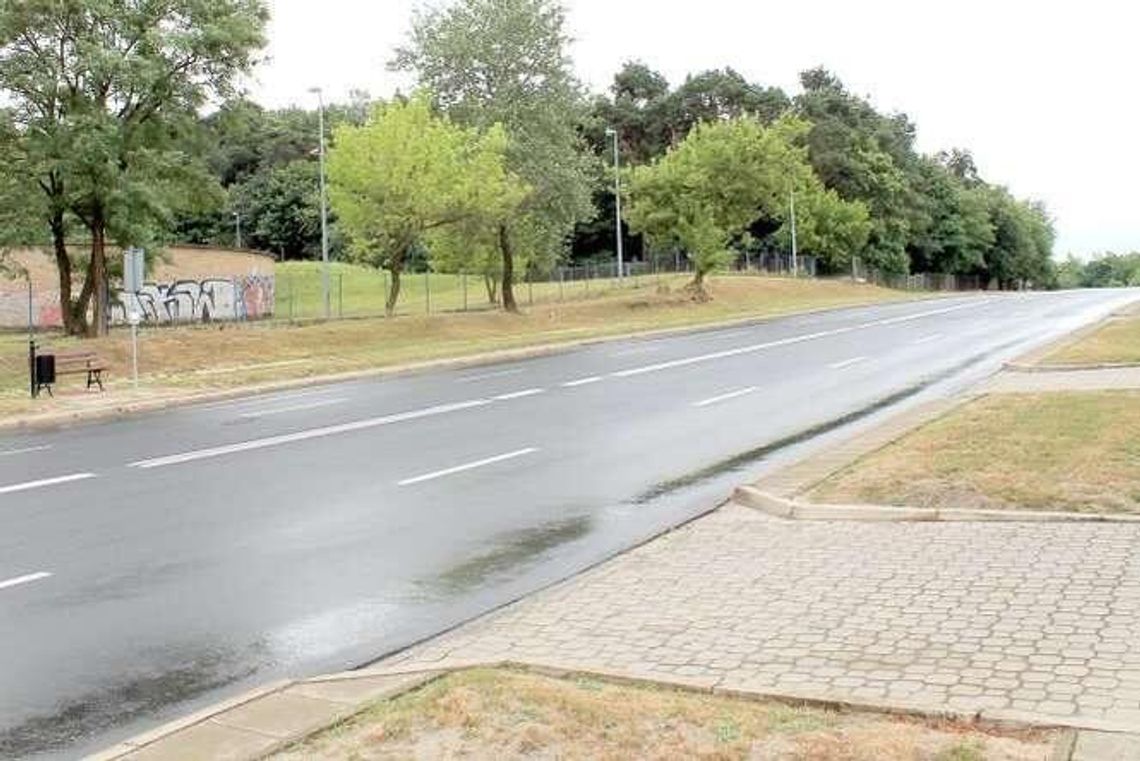 Puławy: Dokończą chodnik, zbudują ścieżkę przy ul. Skowieszyńskiej