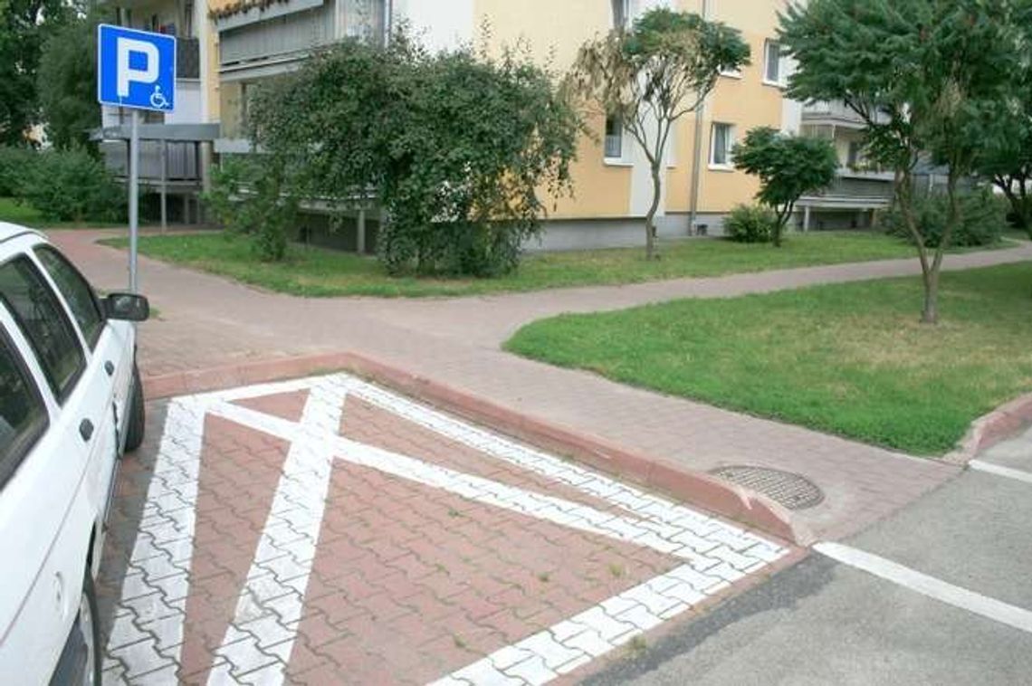 Puławy: Fałszywy inwalida już nie zaparkuje na kopercie