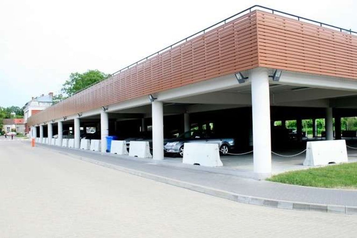 Puławy: Fuszerkę w Marinie naprawią sami, ale wystawią rachunek