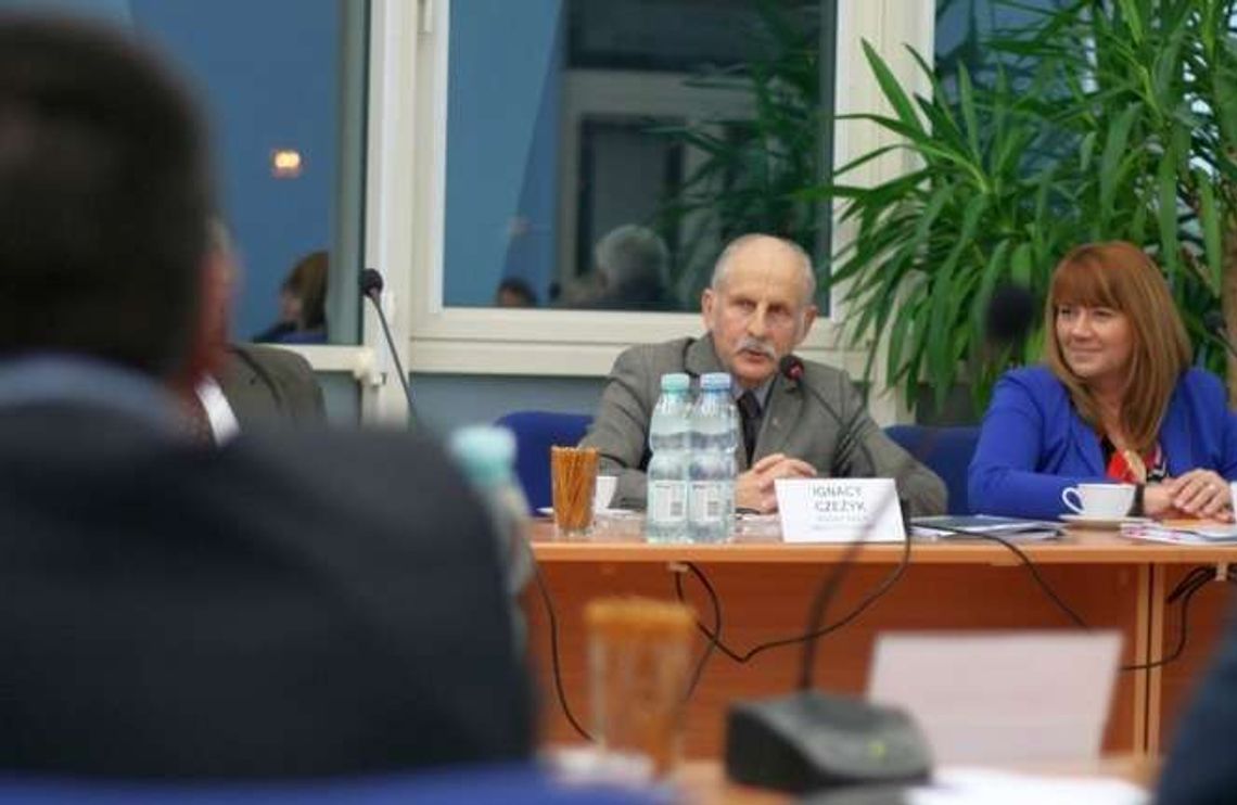 Puławy: Gdzie pracuje i ile zarabia twój radny. Oświadczenia majątkowe