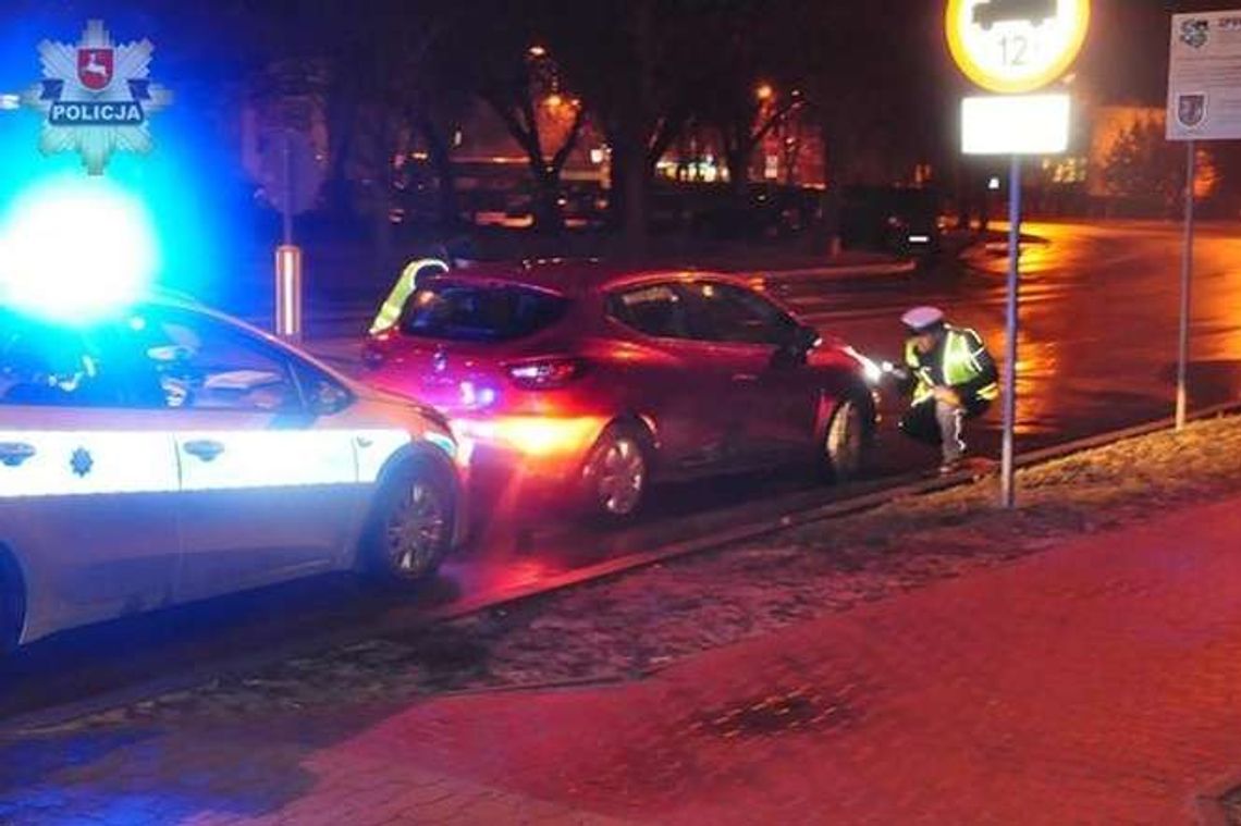 Puławy: Kierowca wjechał w pieszego na przejściu