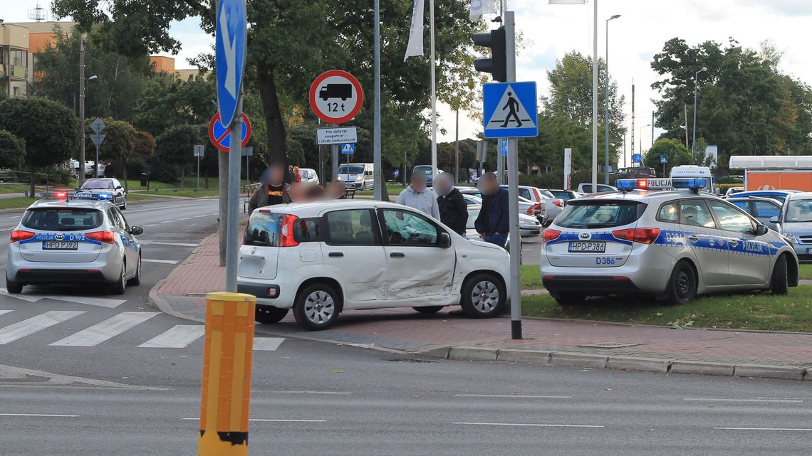 Puławy: Kolejna stłuczka na pechowym skrzyżowaniu