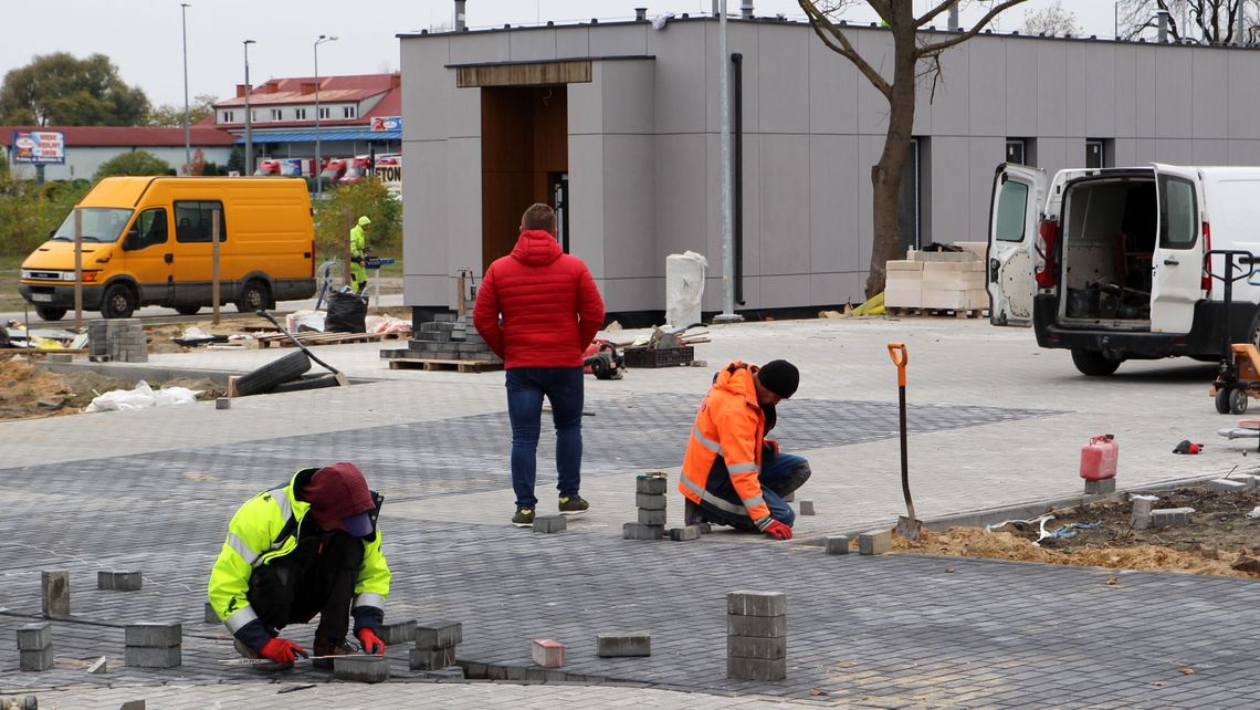 Puławy: Kończy się rozbudowa nowego targowiska [zdjęcia]