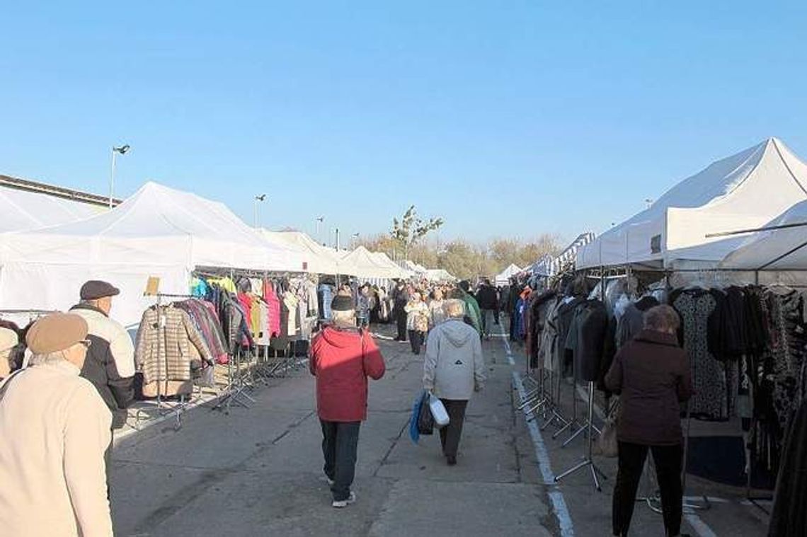 Puławy: Koniec targowiska na placu po tartaku