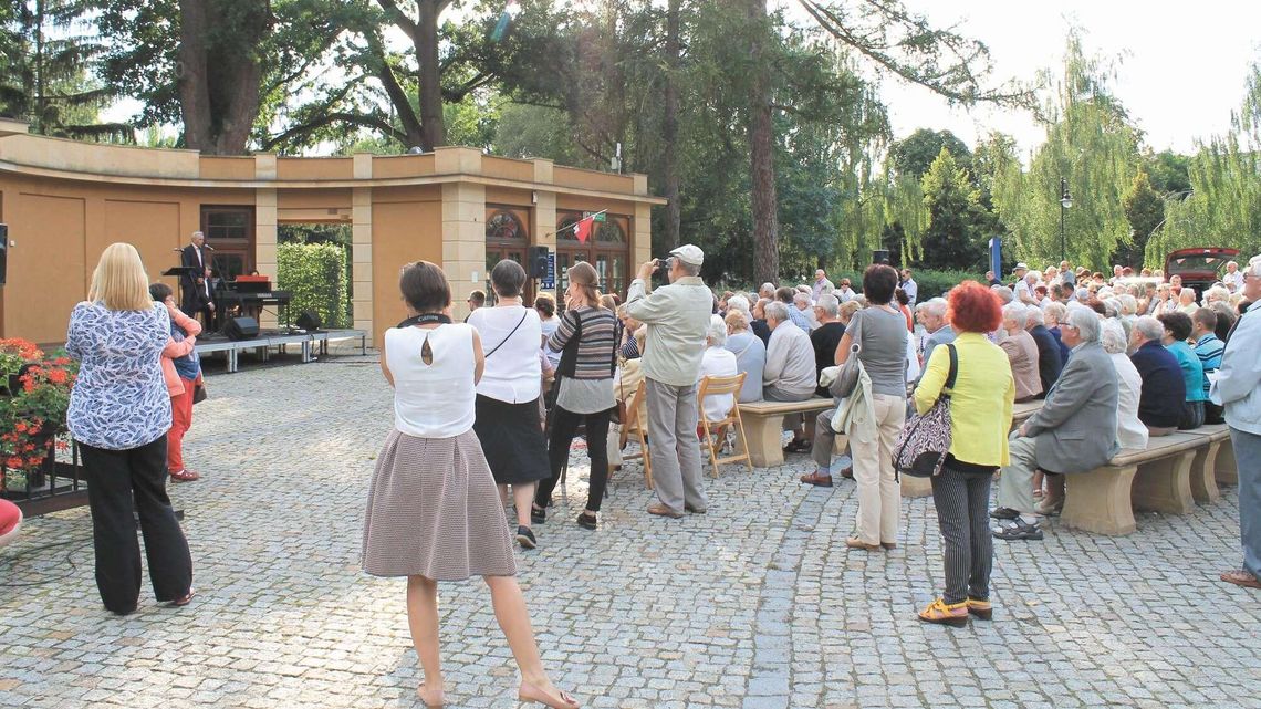 Puławy: Księżna Izabela „usiądzie” w amfiteatrze