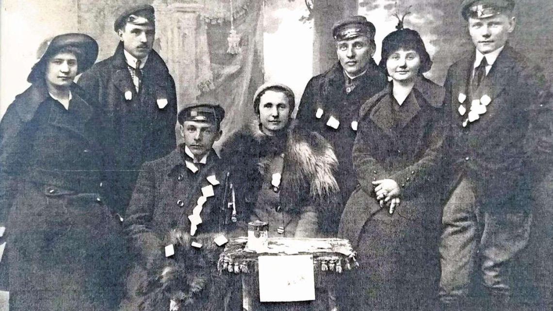 Puławy ku Odrodzonej: Dobroczynni i miłosierni