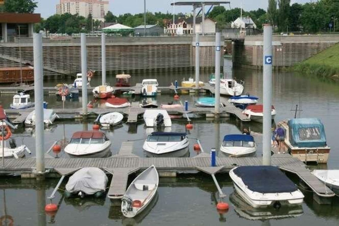 Puławy: Łodzi więcej, niż miejsc w Marinie