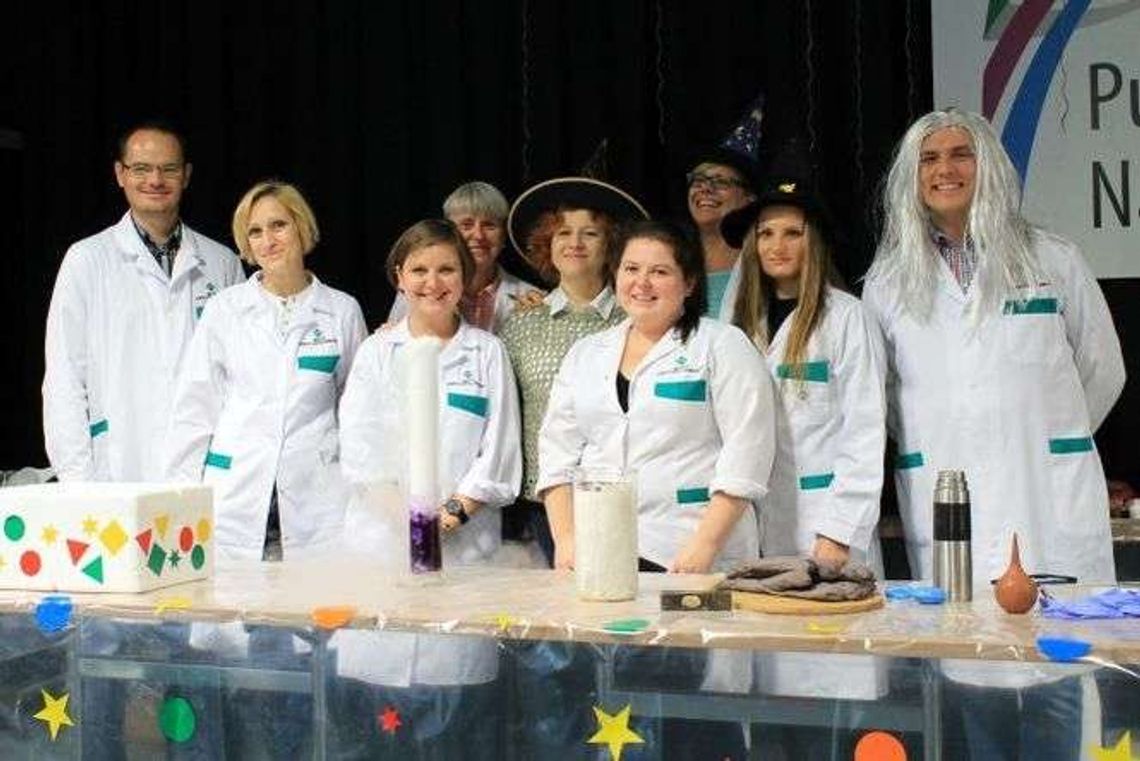 Puławy: Łodzie podwodne, klocki i suchy lód na Lubelskim Festiwalu Nauki