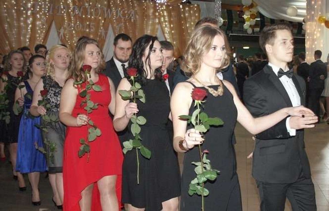 Puławy. Maturzyści planują szampańską zabawę